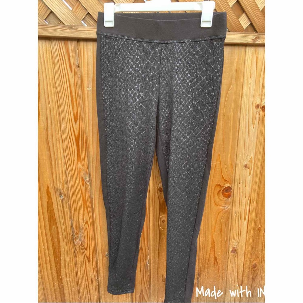 Vera Wang leggings